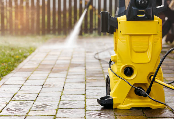 Best Pool Deck Cleaning  in Casselberry, FL